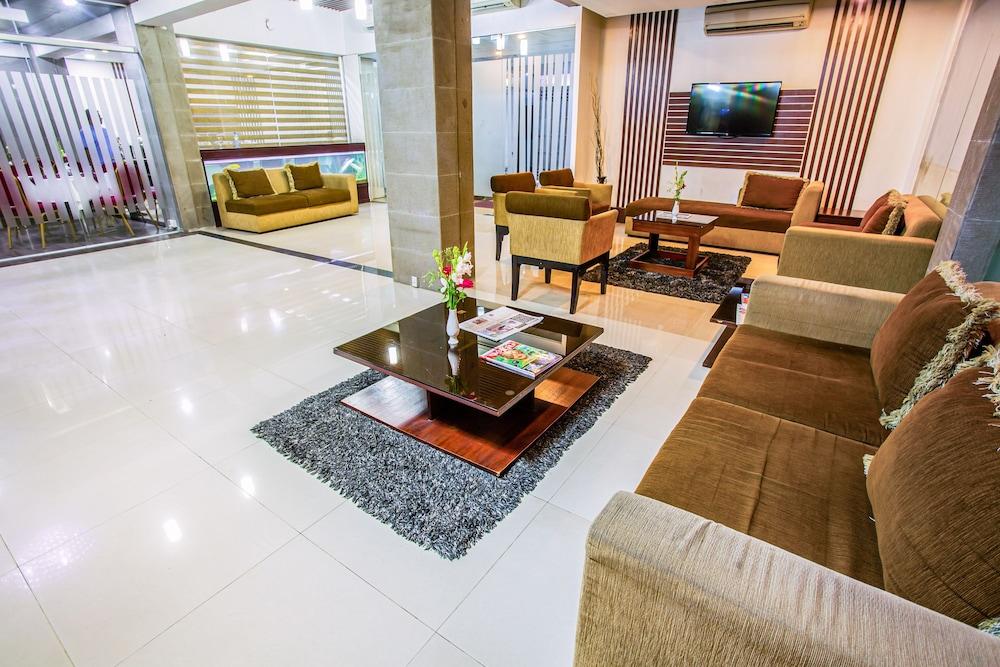 Hotel La Villa Western By Sea Pearl Beach Resort & Spa Dhaka Exterior photo